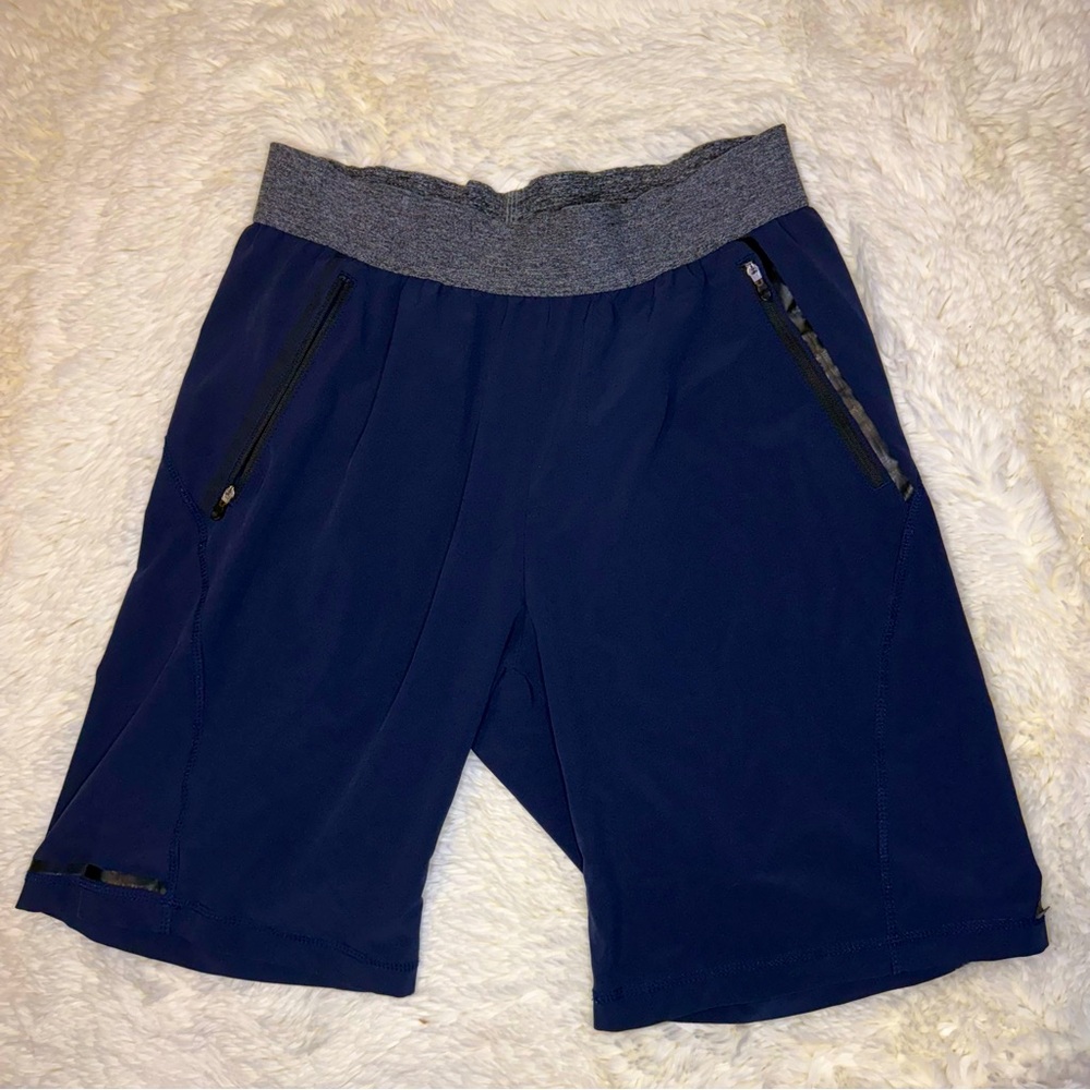 Men's Blue Athletic Shorts large 8” inseam no liner